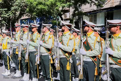 تشییع پیکر شهید علی‌اکبر معصومی‌نژاد در اراک/عکاس:طاها نظیری