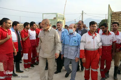 بازدید وحیدی، وزیر کشور از مناطق سیل زده «استهبان»