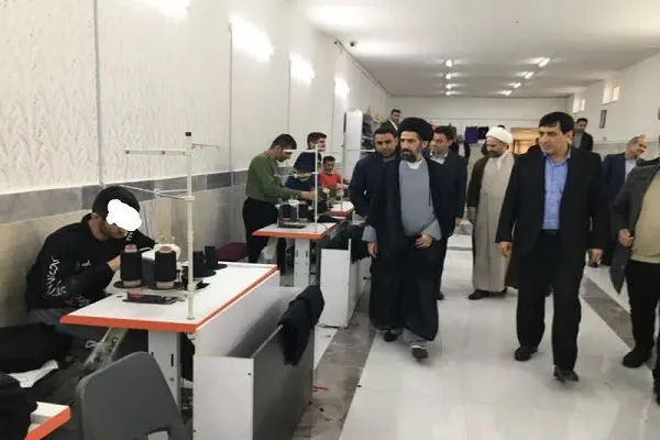 کارگاه «اشتغال‌آفرینی خیاطی» در زندان مرکزی سنندج افتتاح شد