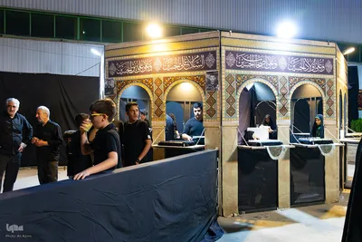 مجلس عزاداری حسینی در هیئت عاشورائیان اصفهان