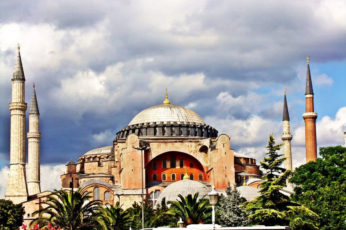 Ayasofya Camii'ni 3,5 milyonun üzerinde kişi ziyaret etti