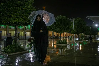 شب بارانی پاییزی در حرم حضرت شاهچراغ (ع)