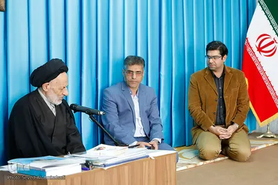 دیدار خبرنگاران ایکنا با نماینده ولی فقیه در خراسان‌جنوبی