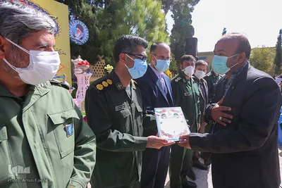 رزمایش کمک مومنانه در جوار حافظیه شیراز