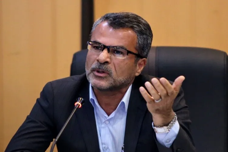 مکتب سلیمانی الگوی خدمتی مدیران باشد