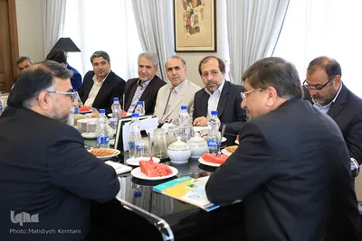 دیدار معاون فرهنگی جهاد دانشگاهی و هیئت همراه با وزیر ارشاد
