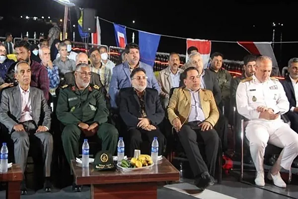 مراسم شب خاطره دفاع مقدس بر عرشه ناو سهند برگزار شد