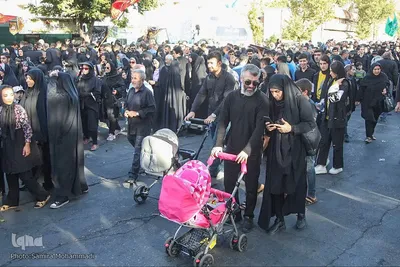 حضور عاشقان حسینی در مراسم پیاده‌روی جاماندگان اربعین ارومیه‎