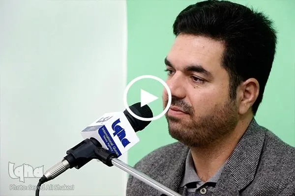 شاهد...تلاوة بصوت القارئ 