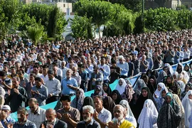 نماز عید سعید فطر در جوار سیدالکریم (ع)