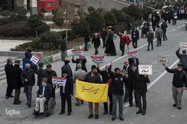 نمازگزاران در سراسر کشور اهانت به قرآن را محکوم کردند