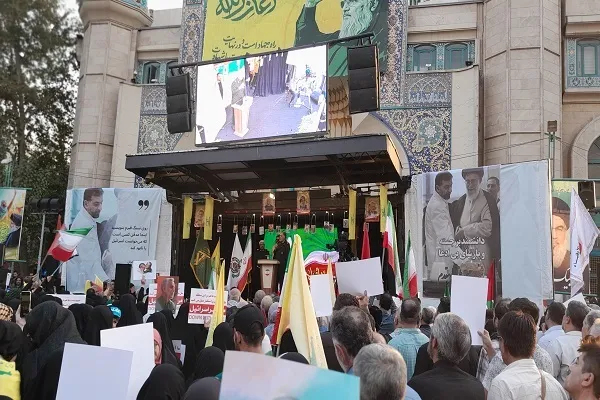 قدرت‌نمایی دختران مقاومت در حمایت از جبهه مقاومت