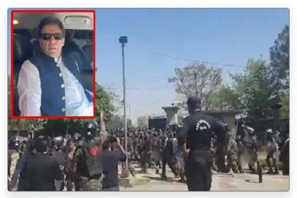  دپاکستان پخوانی لومړی وزیر عمران خان  د اسلام اباد د هائي کورټ له انګڼه پولیسو ونیوۀ