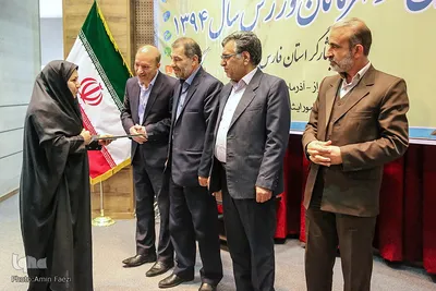 تجلیل از ورزشکاران جانباز و ایثارگر در بنیاد شهید استان فارس‎
