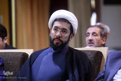 حجت الاسلام مصطفی رستمی، رییس نهاد نمایندگی ولی فقیه در دانشگاه‌ها در همایش ملی استاد مطهری و مطالعات قرآنی معاصر