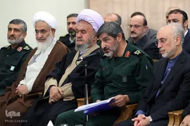 دیدار دست‌اندرکاران کنگره شهدای استان قزوین با رهبر انقلاب