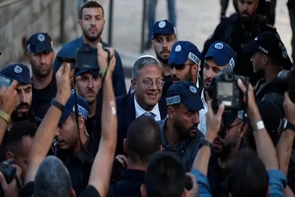 Nueva provocación: cientos de israelíes irrumpen en Mezquita Al-Aqsa
