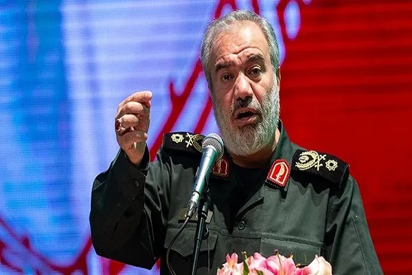 دشمن مبهوت عملکرد دهه نودی‌ها است