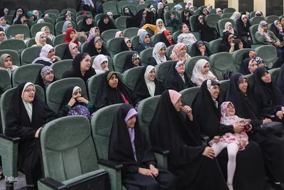 دورهمی دختران قرآنی در فرهنگسرای قرآن