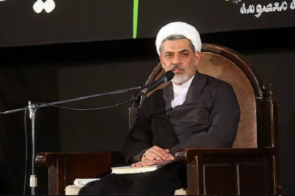 عادی‌انگاری مسائل جنسی انسان را به انحراف می‌کشاند