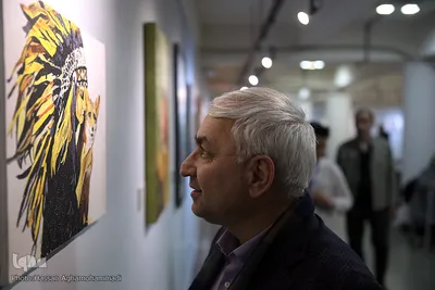 بازدید ابوالحسن ریاضی، مدیرعامل موسسه همشهری از نمایشگاه آثار برگزیده جشنواره ملی و هنری «همام»