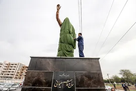 رونمایی از تندیس سردار سلیمانی در اهواز