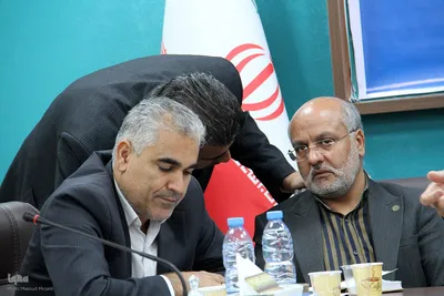 نشست خبری رئیس پارک علم و فناوری یزد