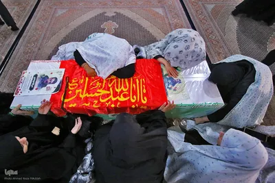آیین وداع و تشییع پیکرهای مطهر ۱۱ شهید جنگ رمضان در شیراز