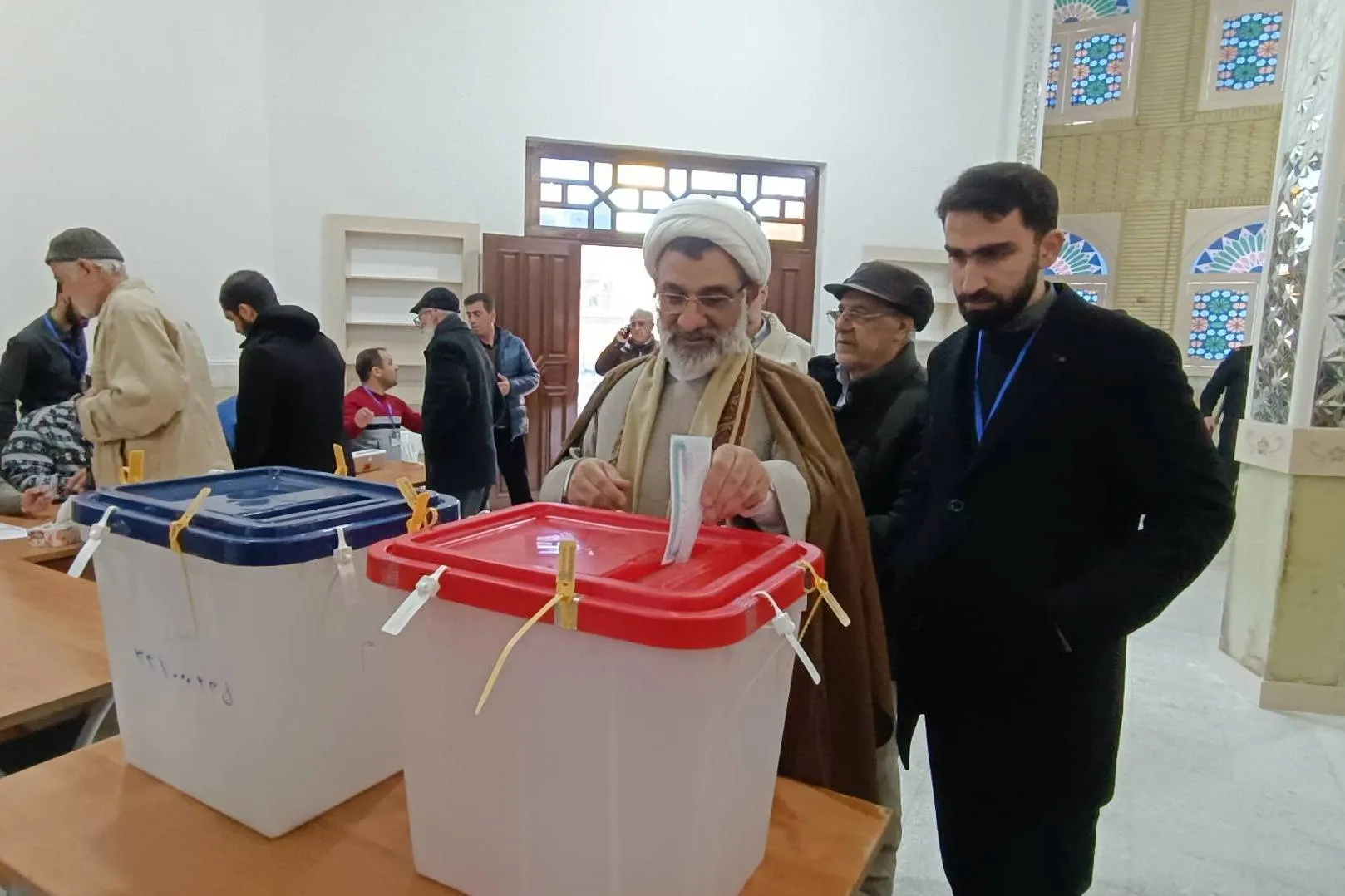 انتخاب نمایندگان اصلح به پیشرفت کشور کمک می‌کند
