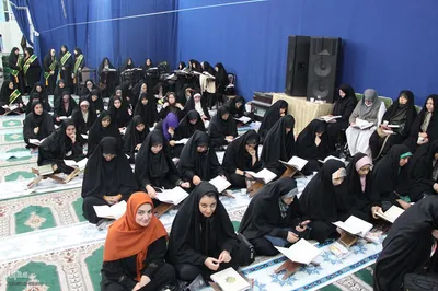محفل انس با قرآن کریم در همدان