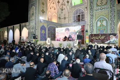 آئین بزرگداشت ولی‌امر مسلمین و مرجع شیعیان جهان حضرت آیت‌الله العظمی امام سیدعلی حسینی خامنه‌ای(ره) و شهدای خانواده رهبر معظم انقلاب در مسجد امام خمینی(ره) سمنان