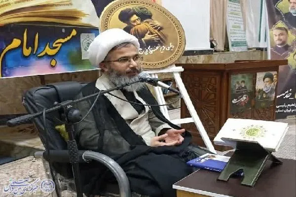 محفل انس با قرآن بزرگداشت شهدای خدمت در آمل برگزار شد +عکس