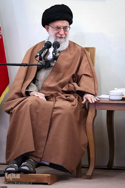 دیدار جمعی از مسئولان و محققان پژوهشکده علوم شناختی با رهبر انقلاب