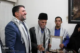 رونمایی از کتاب چشم و چراغ در یزد‎‎
