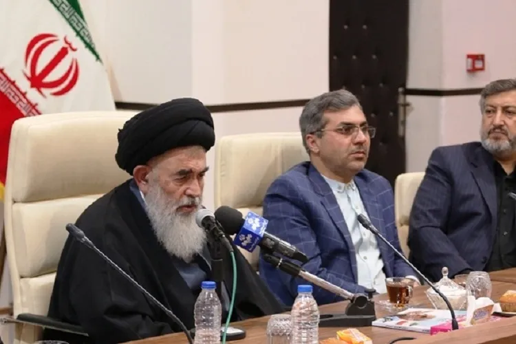 الهی بودن؛ رمز حاكمیت سردار سلیمانی بر دل‌ها