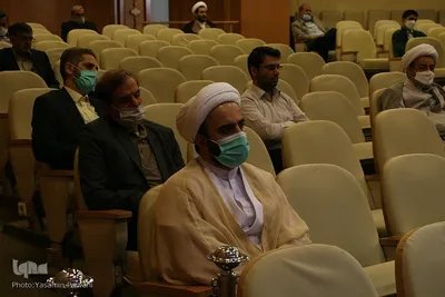 نشست صمیمی استاندار خراسان رضوی با نخبگان، فعالان و پیشکسوتان قرآنی