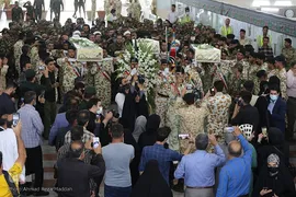 استقبال از پیکر ۳ شهید تازه تفحص شده دفاع مقدس در شیراز‎‎