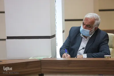 کرسی آزاد اندیشی راهکارهای وحدت حوزه و دانشگاه