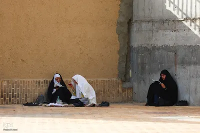 مراسم دعای عرفه در تخت فولاد