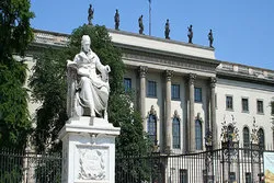 Senat sieht Start von Islam-Institut sichergestellt