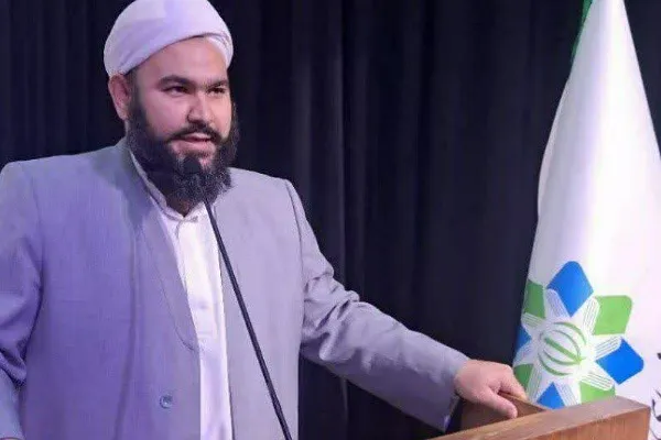 اعزام ۸ خانواده طلاب و اساتید مدارس علمیه اهل‌سنت گلستان به مشهد مقدس