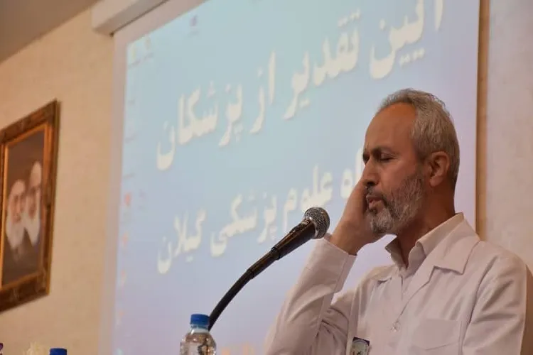 تجلی انس با قرآن را در خدمت به بیماران شاهد هستم