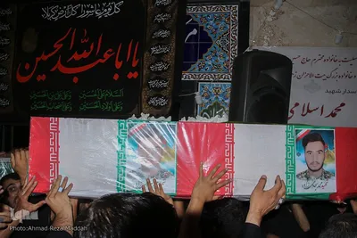 مراسم وداع با پیکر پاسدار شهید محمد اسلامی و بسیجی شهید سجادی‌زاده در شیراز