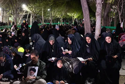 احیای شب نوزدهم ماه رمضان در چهارباغ اصفهان