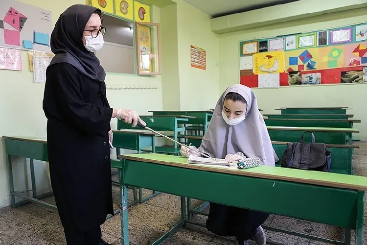 اغراق گویی درباره کرونا؛ یکی از عوامل ایجاد اضطراب در دانش آموزان
