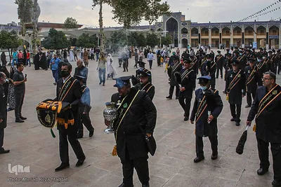آیین تعویض پرچم گنبد آستان حضرت شاهچراغ (ع)‎‎