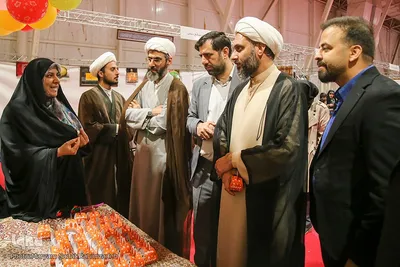بازدید مسئولین از نمایشگاه قرآنی شیراز