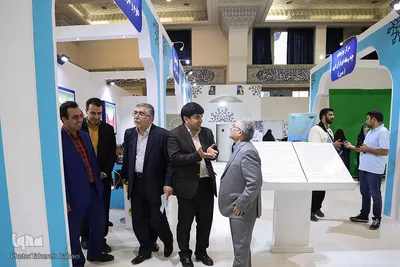 بازدید حمیدرضا طیبی از نمابشگاه قرآن کریم