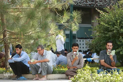 مراسم دعای روز عرفه در مسجد دانشگاه تهران