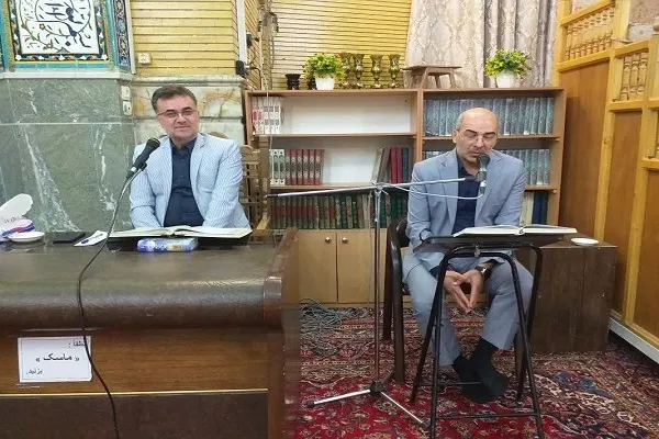 جلسه قرآن برادران بیژنی با حضور قاریان قرآن برگزار شد + عکس